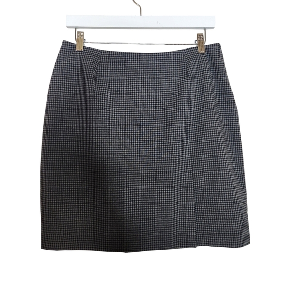 Amanda Smith Petite Black/Gray Check Knee Length Skirt Business Skirt Size 14P - Picture 1 of 8